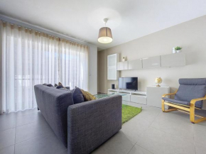 Centre of St Julians Apartment